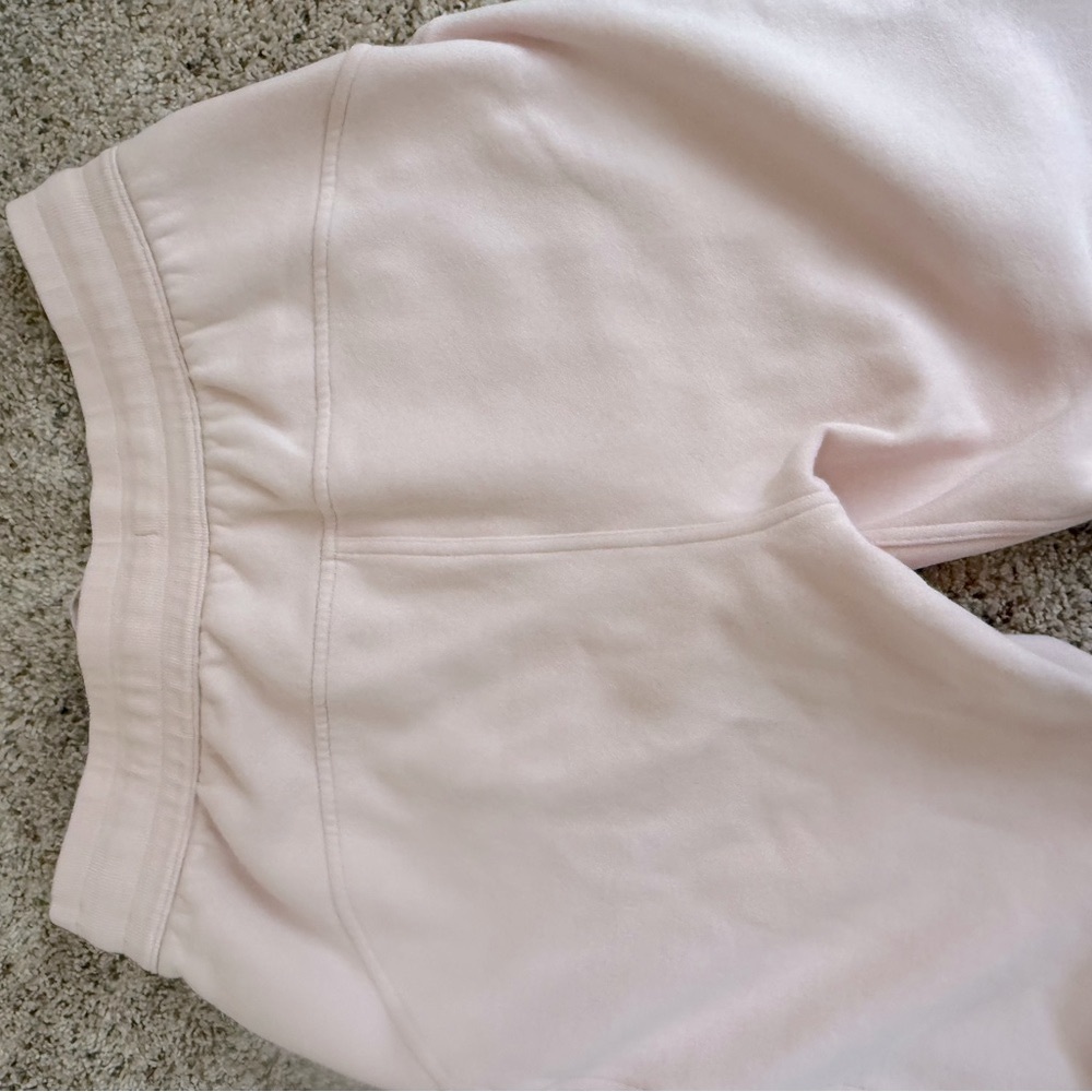 Lululemon Scuba Joggers - Picture 6 of 7